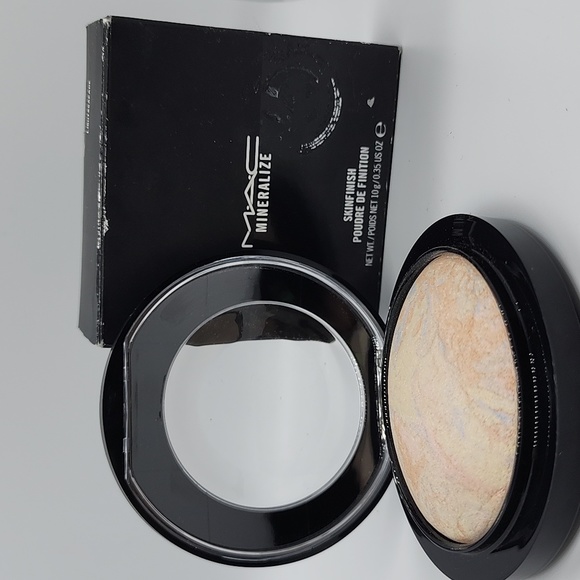 MAC Skinfinish - Picture 4 of 6